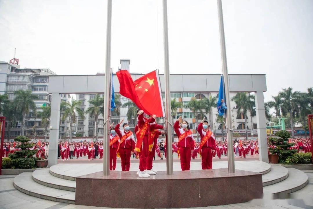 探寻吉鹿力秘密 | 喉咙疼吞咽困难吃什么药可改善?问答社区